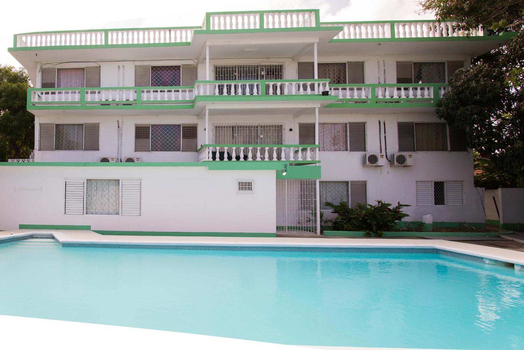 Villa Donna Inn Монтего-Бей Екстер'єр фото